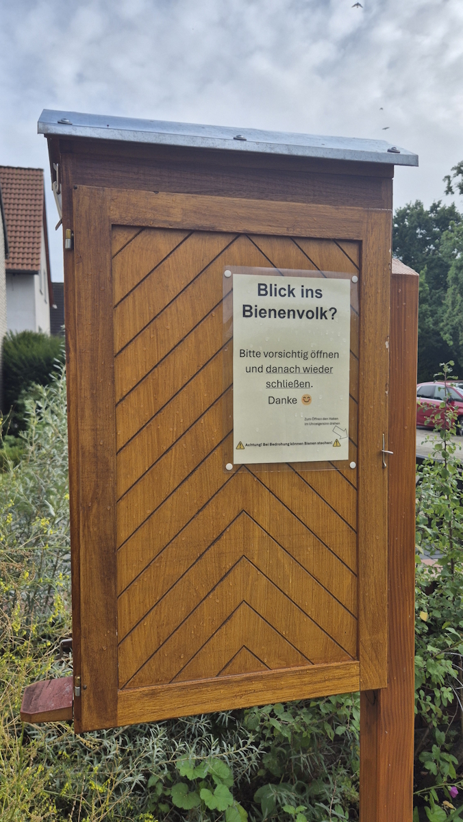Geschlossene Schaubeute am Stand